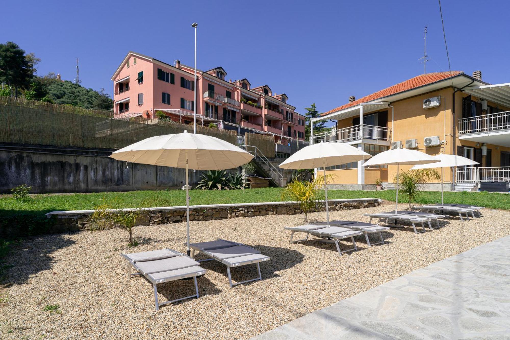 Il Gattino Di Porto - Apt 5 - Bilocale Terrazzo Piscina Imperia Exteriér fotografie