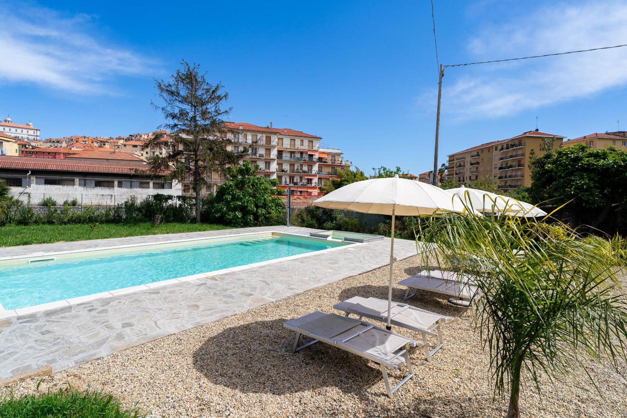 Il Gattino Di Porto - Apt 5 - Bilocale Terrazzo Piscina Imperia Exteriér fotografie
