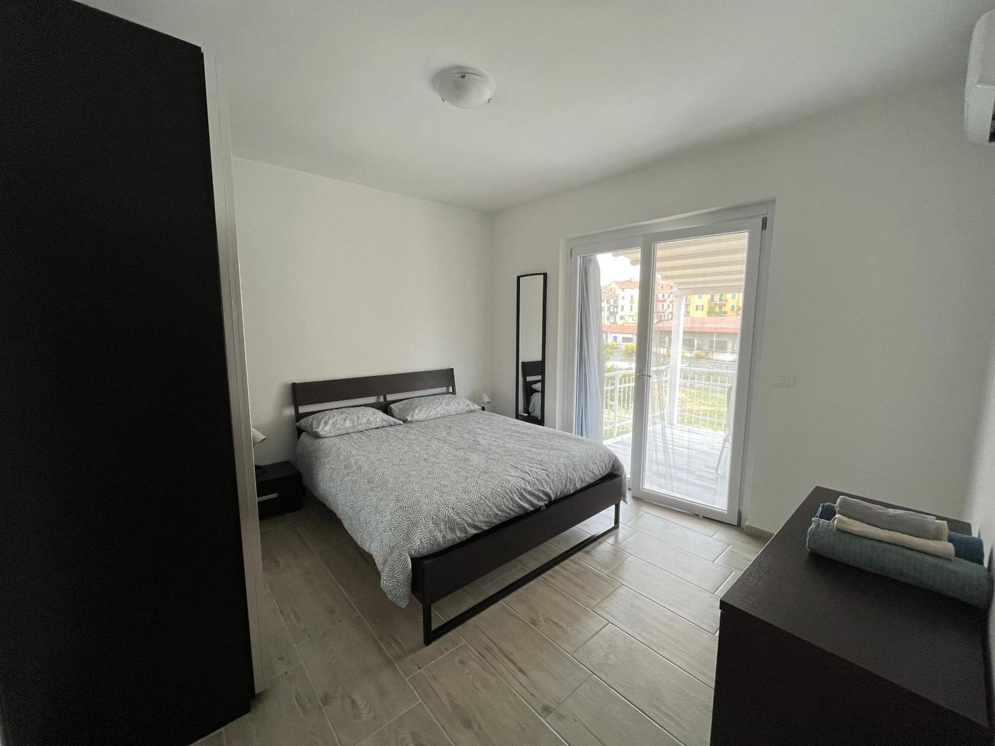 Il Gattino Di Porto - Apt 5 - Bilocale Terrazzo Piscina Imperia Exteriér fotografie